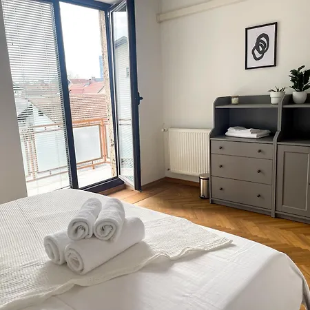 Apartament Spacious Cozy *