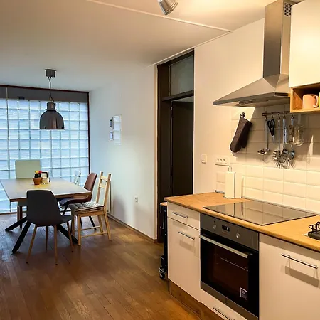 Spacious Cozy アパート *