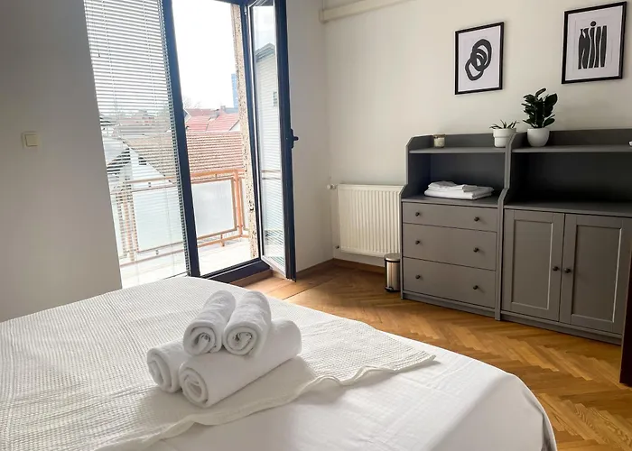 Apartment Spacious Cozy *