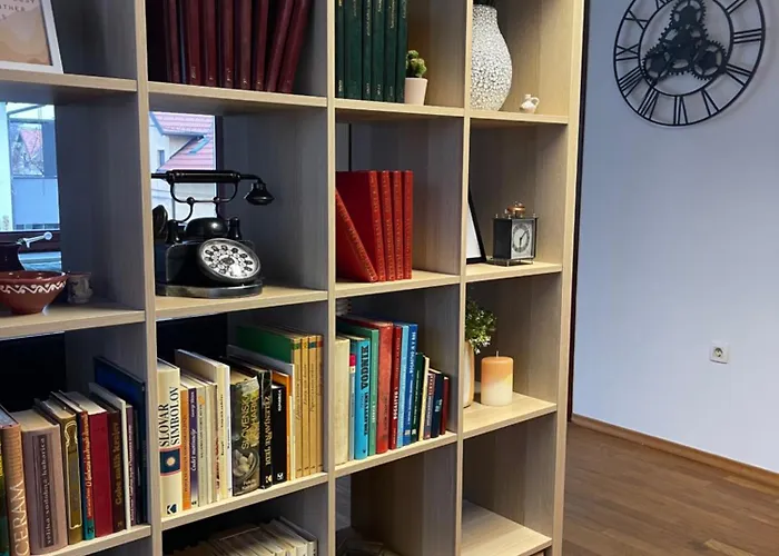 Spacious Cozy شقة *